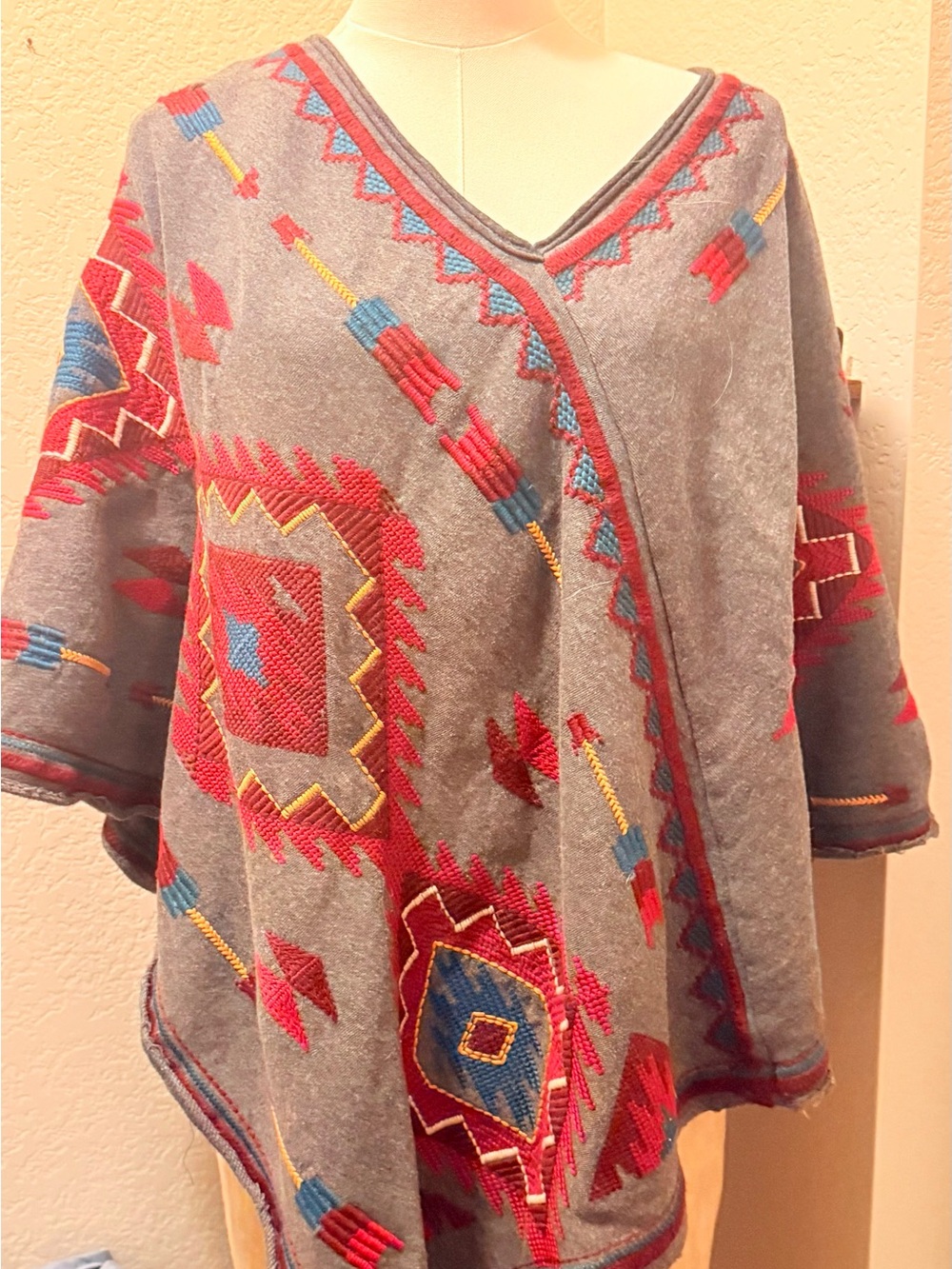 Johnny Was Gray Embroidered Aztec Poncho Shrug with Red, Blue & Yellow Accents